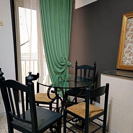 Boric Home -Centro Storico - Naples Luaran gambar