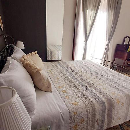 Boric Home -Centro Storico - Naples Luaran gambar